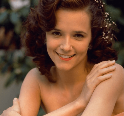 The Inspiring Journey of Lea Thompson: From Ballet Dreams to Hollywood Icon