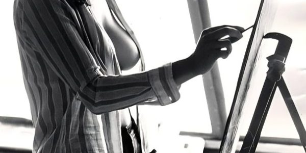 The Sensual Star Who Captivated a Generation and Then Vanished Into Silence The Sensual Star Who Captivated a Generation and Then Vanished Into Silence