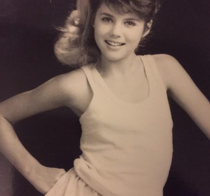 Timeless Beauty That Takes Your Breath Away! At 51: Stunning, Radiant, and Unstoppable Timeless Beauty That Takes Your Breath Away! At 51: Stunning, Radiant, and Unstoppable