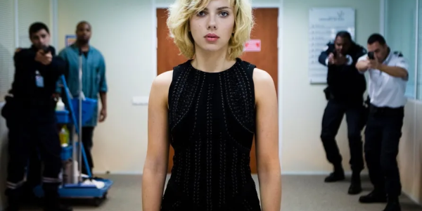 Scarlett Johansson’s Electrifying Performance in Lucy: A Sci-Fi Masterpiece Scarlett Johansson’s Electrifying Performance in Lucy: A Sci-Fi Masterpiece