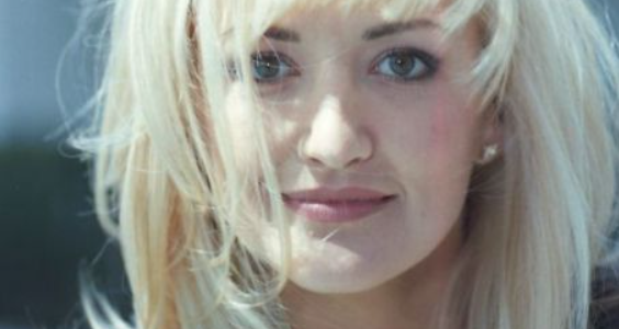 Monique Noel – The Timeless Icon of Elegance and Grace Monique Noel – The Timeless Icon of Elegance and Grace