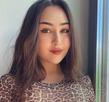 Louisa Khovanski: The Creative Force Redefining Digital Influence