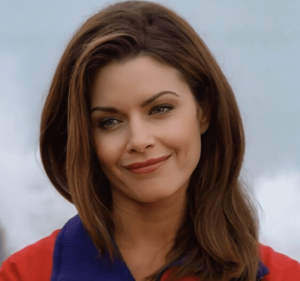 A Hollywood Icon’s Journey Through Television and Film – U.S.A RETRO
