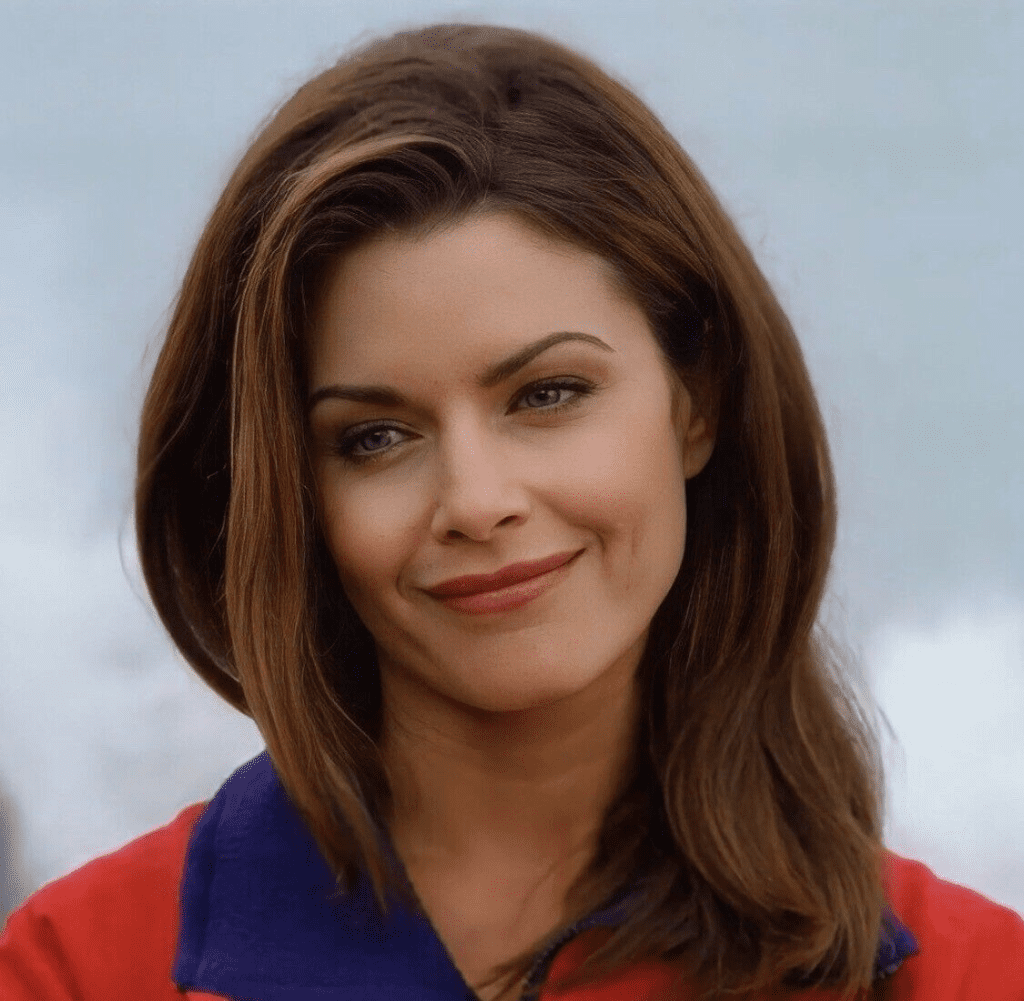 A Hollywood Icon’s Journey Through Television and Film – U.S.A RETRO